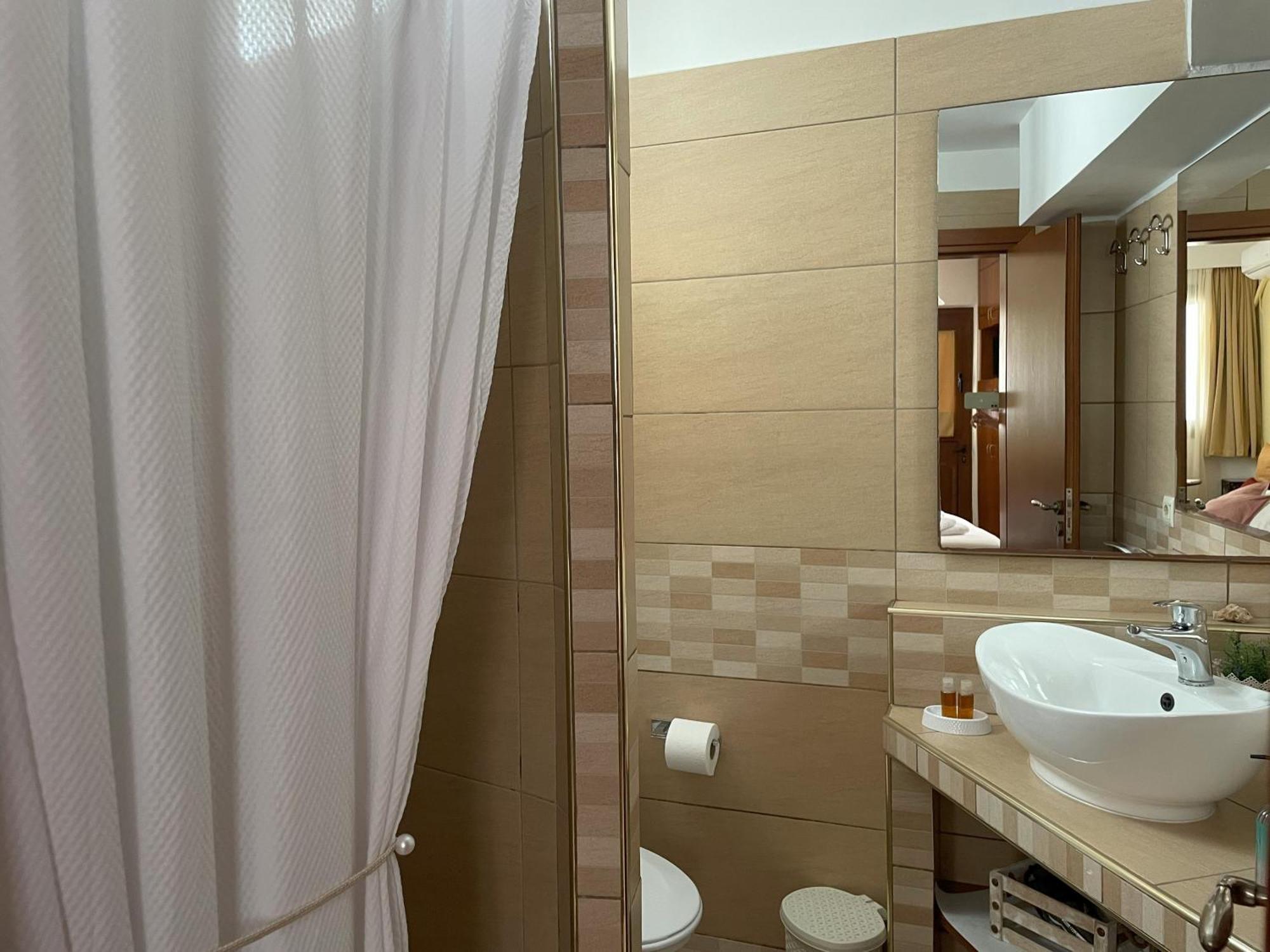 Nikelen Lindian Exclusive Apartments Lindos  Bagian luar foto